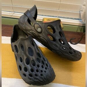 MENS Merrell hydro moc black outdoor water shoes
